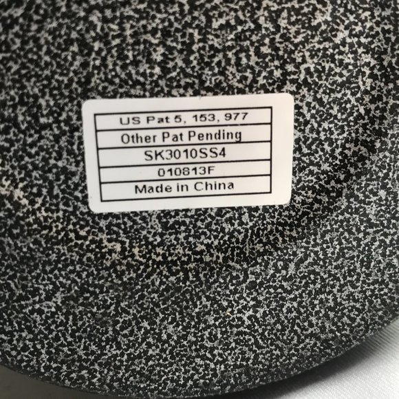 STANLEY Thermos with Lid,  Large, Silver Metal Stainless Steel. 1 Qt. - Picture 12 of 13